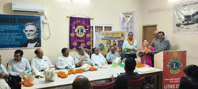 डॉक्टर्स डे पर लायंस क्लब चांपा ने किया चिकित्सकों का सम्मान, सेवा और समर्पण को किया नमन 1 IMG COM 202607011806055980