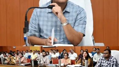 कलेक्टर जन्मेजय महोबे ने ली समीक्षा बैठक: बांगो से पानी छोड़े जाने के बाद हसदेव नदी के जल स्तर पर सतत निगरानी के निर्देश 2 IMG COM 202608181745330850
