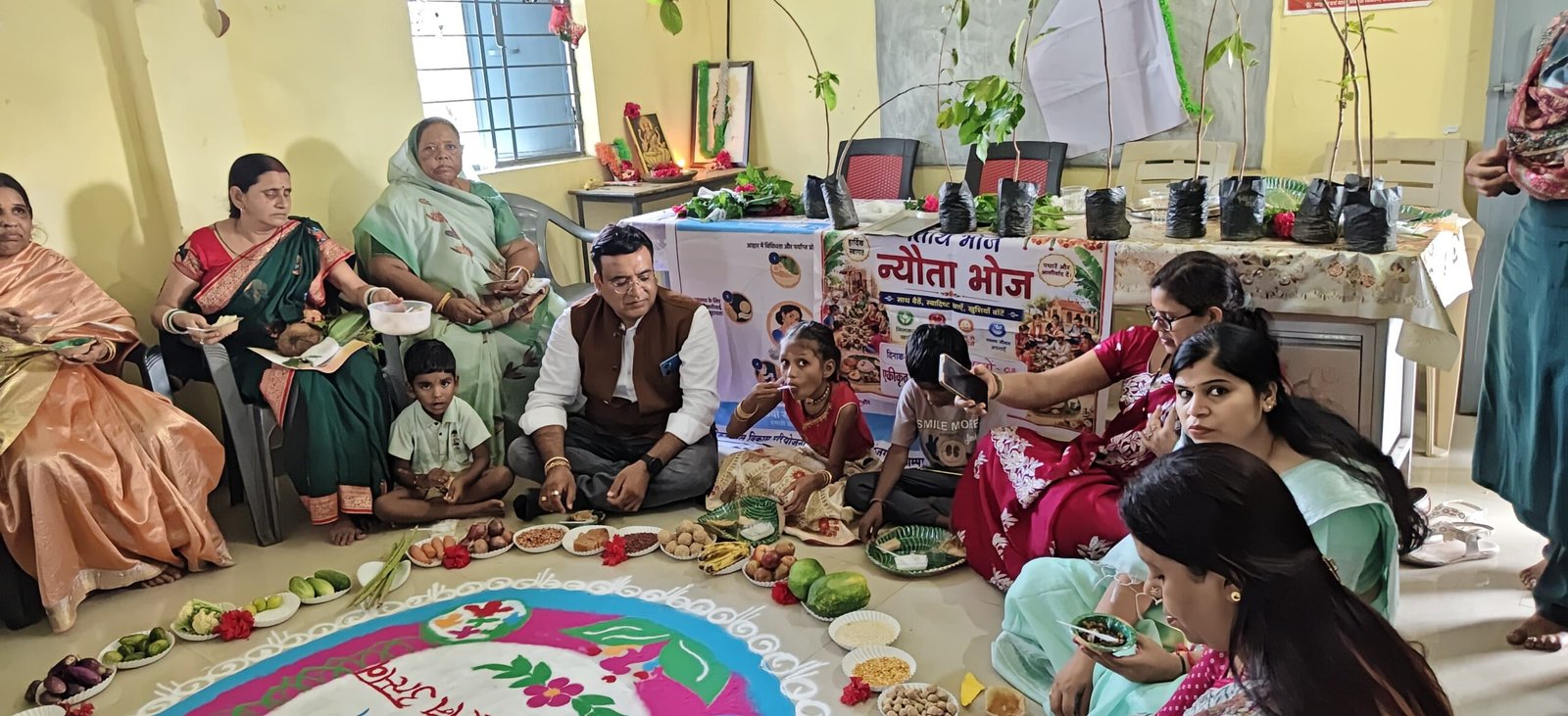 सेवा संकल्प अभियान: सरखों आंगनबाड़ी में नन्हे बच्चों संग भाजपा नेताओं ने बांटी खुशियां, जमीन पर बैठकर किया सामूहिक भोज 1 IMG 20260930 WA0015 scaled